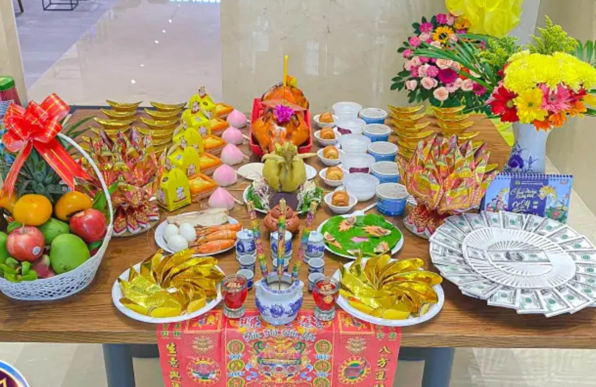 Có nên mời thầy cúng hay tự cúng tại nhà?